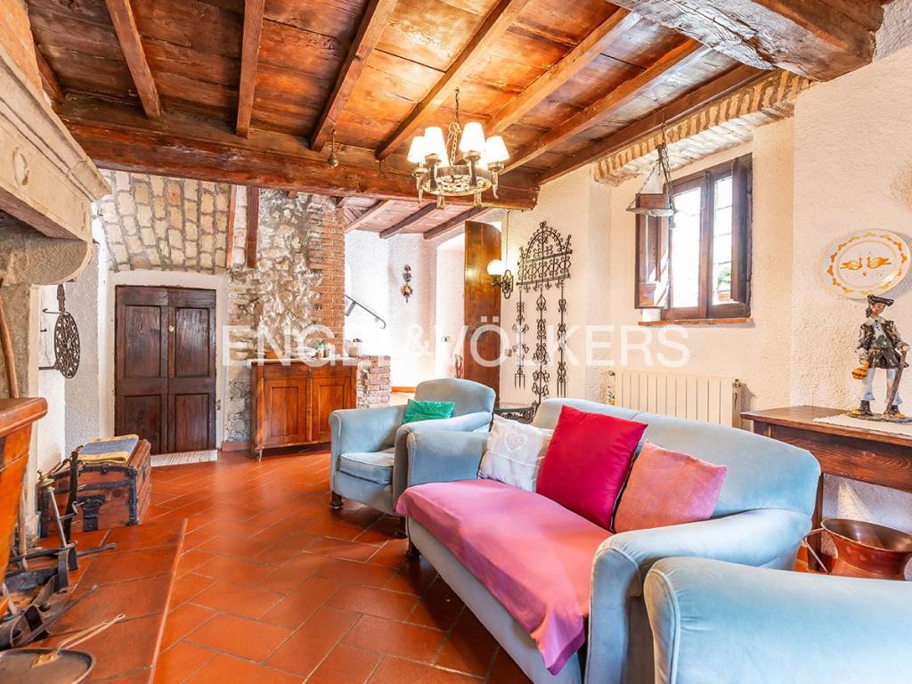 Appartamento a Carsoli in Piazza San Rocco - Foto 2