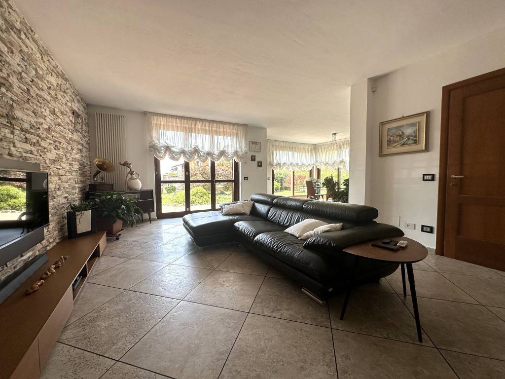 Villa a Giussago in Via Fratelli Bandiera - Foto 3