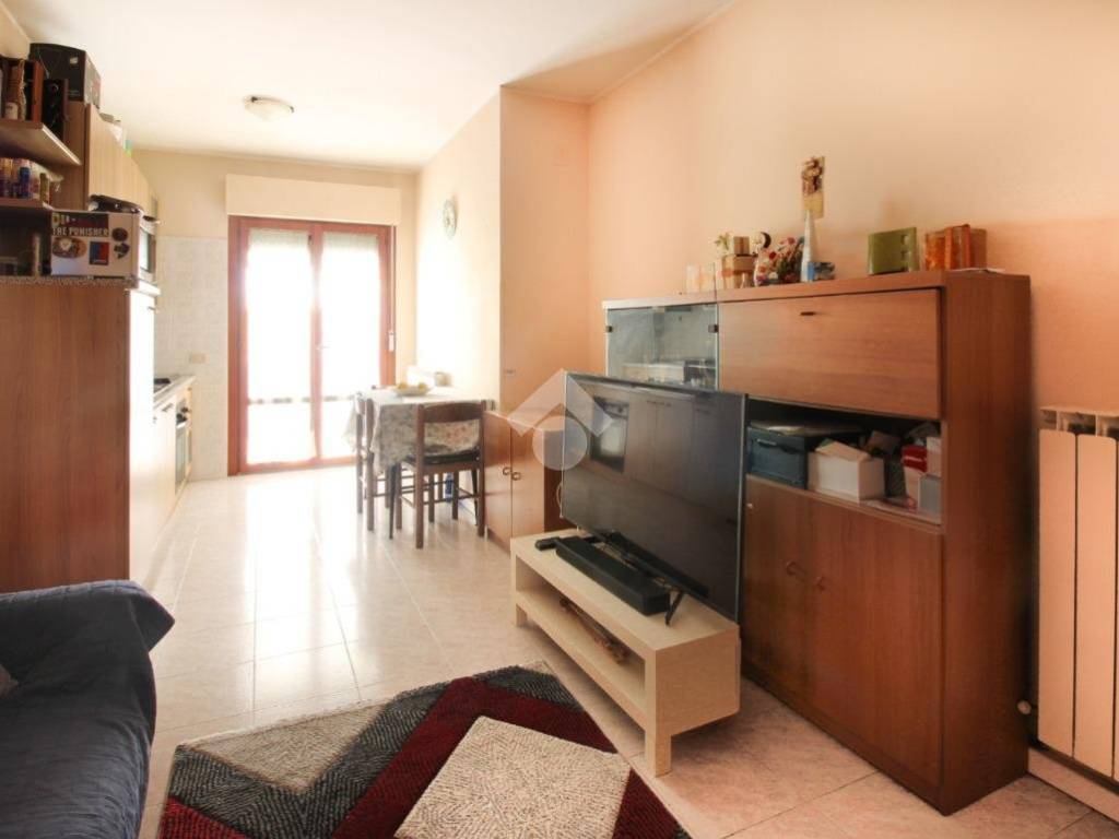 Appartamento a Alba adriatica in Via dei Tigli, 53 - Foto 4