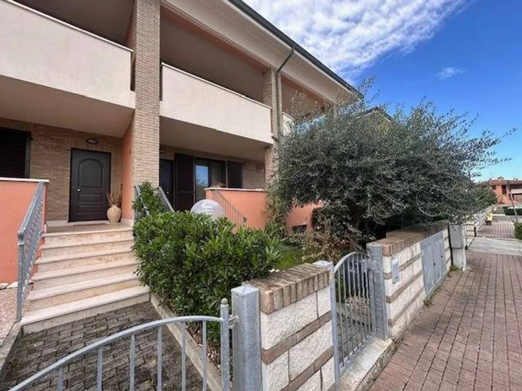 Appartamento a Fano in Via Luigi Illica S.N.C. - Foto 3