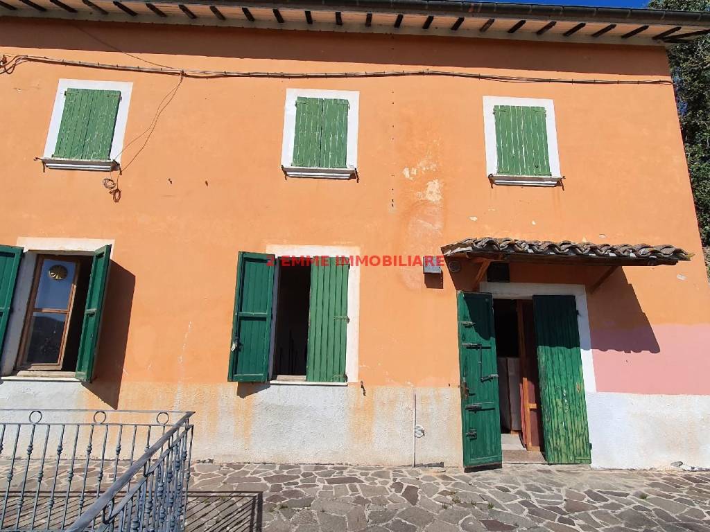 Rustico / casale a Roccafluvione in STRDA CAPO IL COLLE - Foto 5