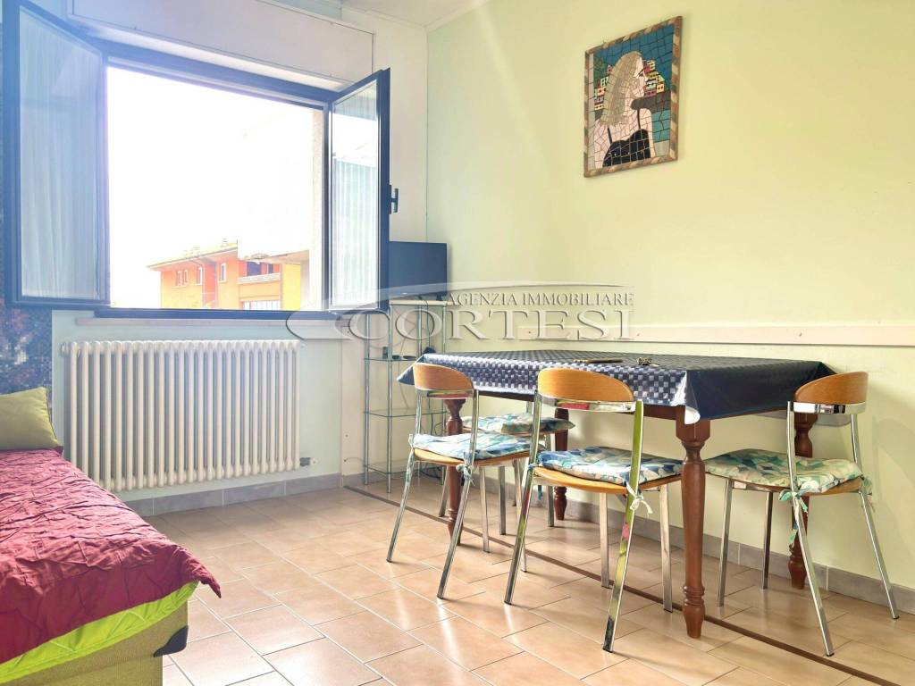 Appartamento a Mondolfo in Viale Giosuè Carducci, 202 - Foto 3