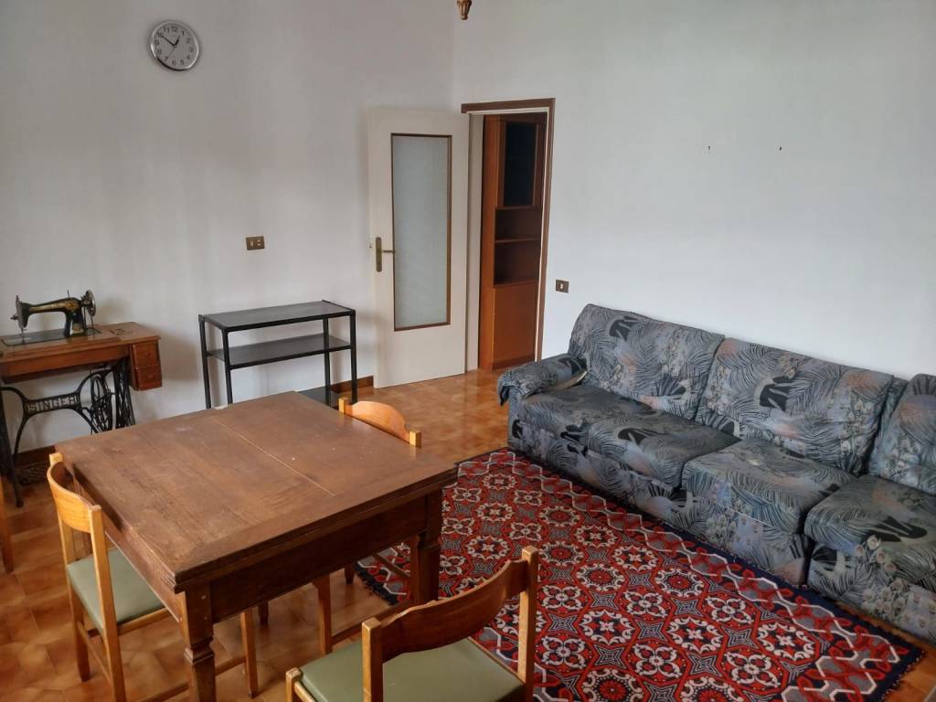 Appartamento a Livorno in Via Adriano Cecioni, 22 - Foto 3