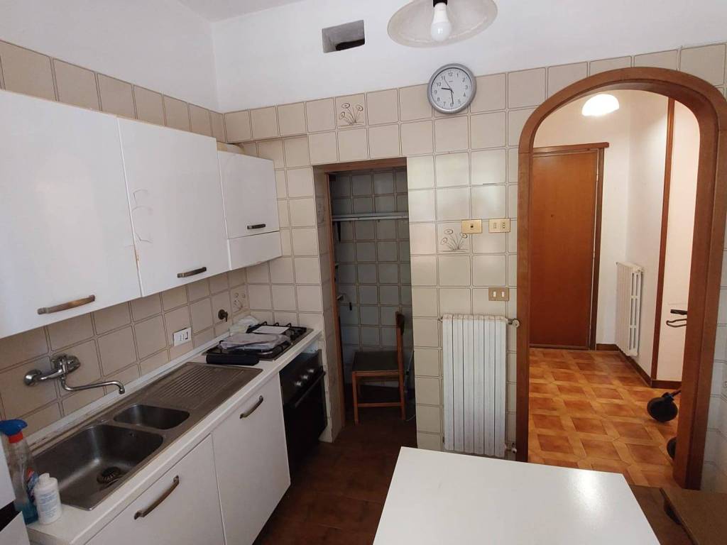 Appartamento a Livorno in Via Adriano Cecioni, 22 - Foto 5