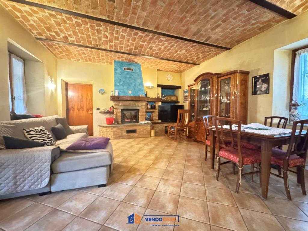 Villa a Montegrosso d'asti in Via Agliano, 48 - Foto 2