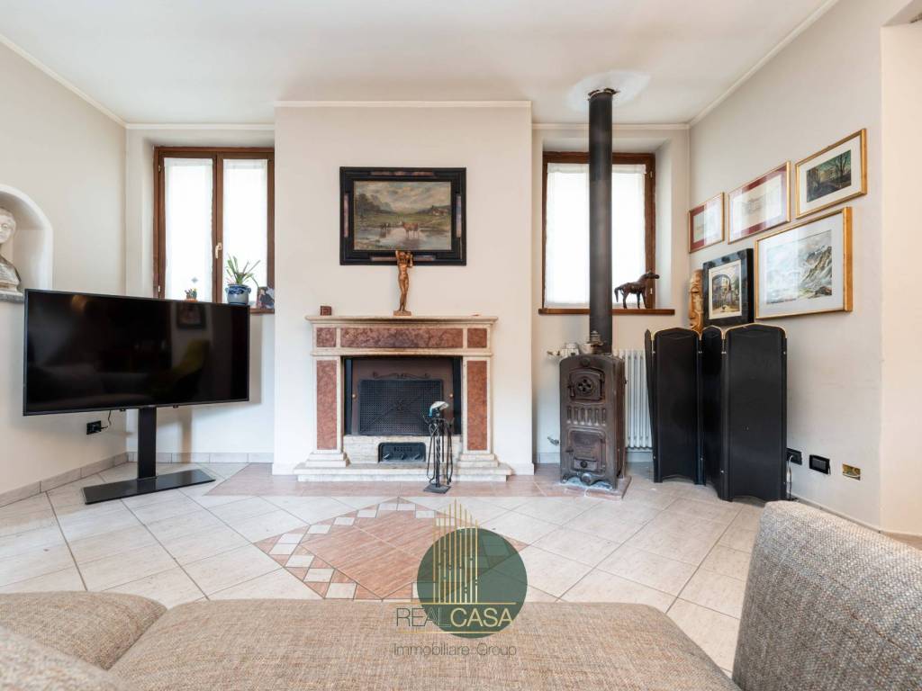 Casa indipendente a Valsolda in Via al Santuario - Foto 5