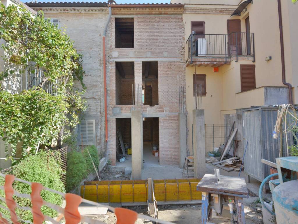Casa indipendente a Recanati in Via Castelfidardo, 31 - Foto 2