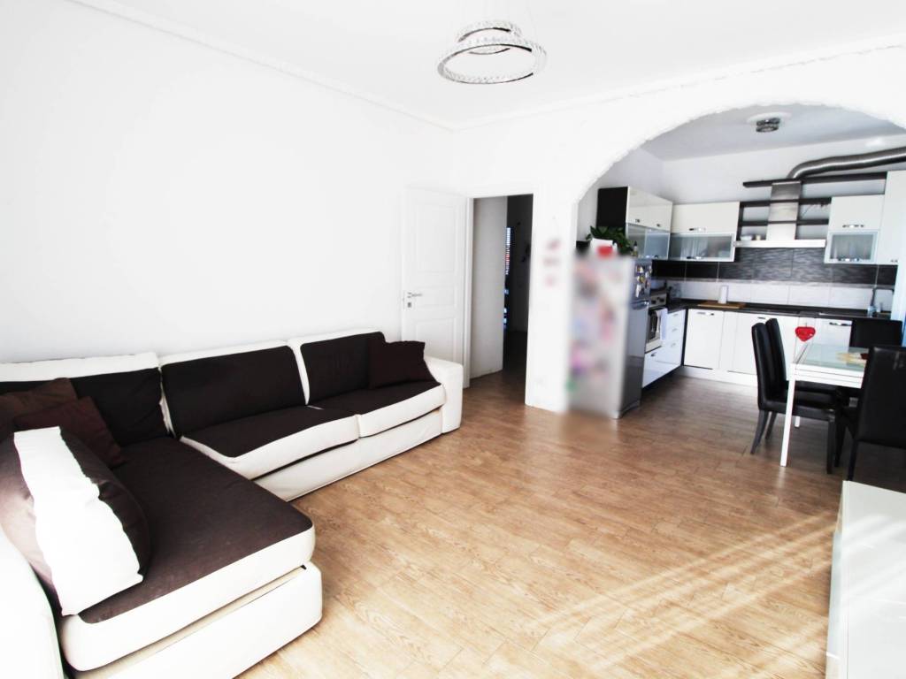 Appartamento a Gorla minore in Via Roma, 11 - Foto 2