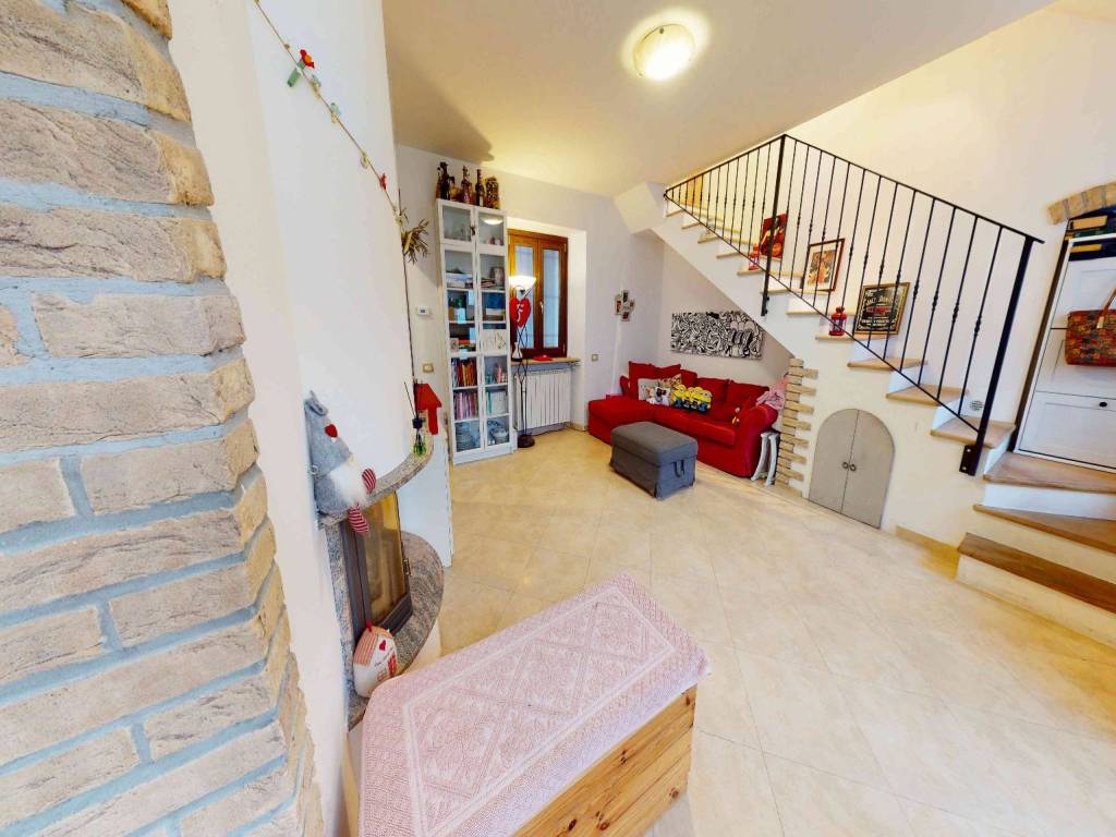 Appartamento a Tradate in Via Giuseppe Parini, 3 - Foto 3