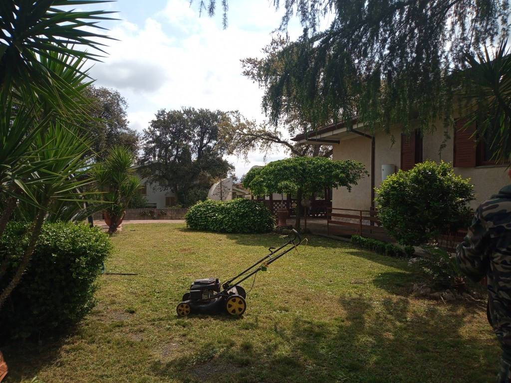 Villa a Cisterna di latina in Via delle Querce - Foto 3