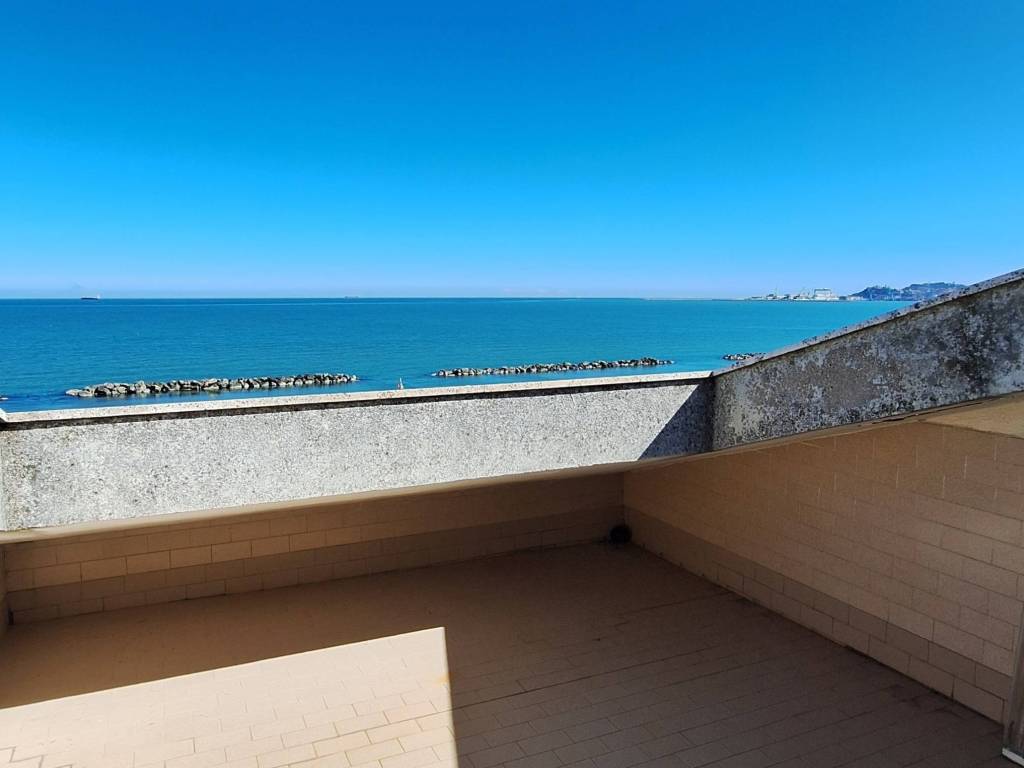 Appartamento a Ancona in Via Colle Ameno - Foto 2