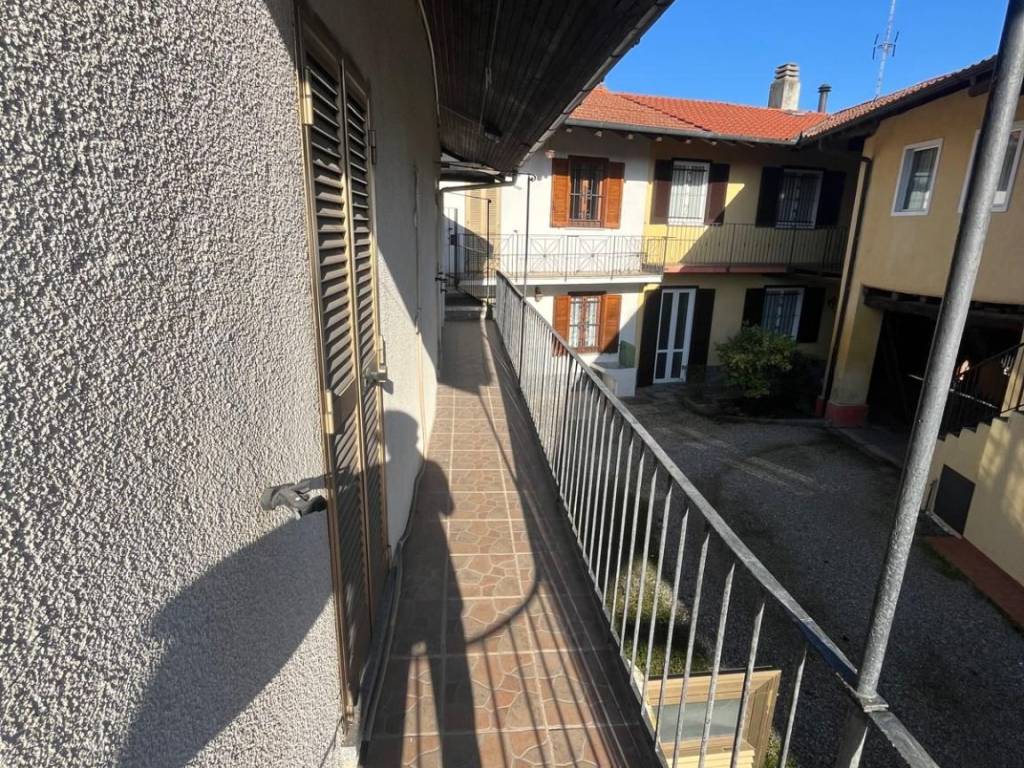 Appartamento a Somma lombardo in Via San Rocco - Foto 2