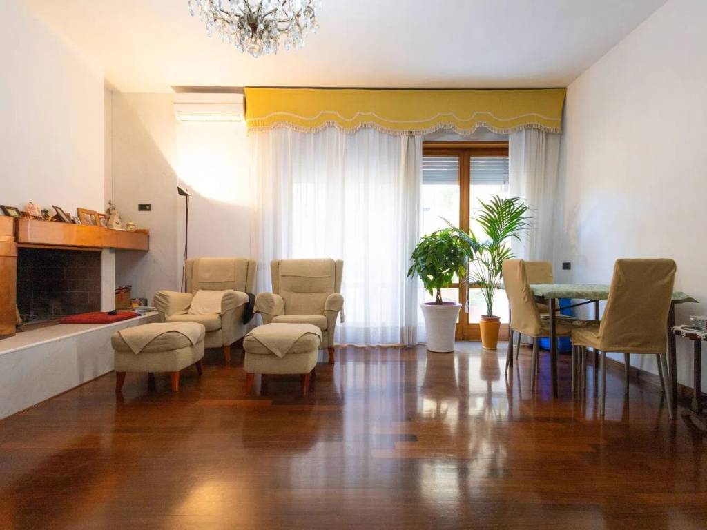 Villa a Lecce in Via Antonietta De Pace, 28 - Foto 3