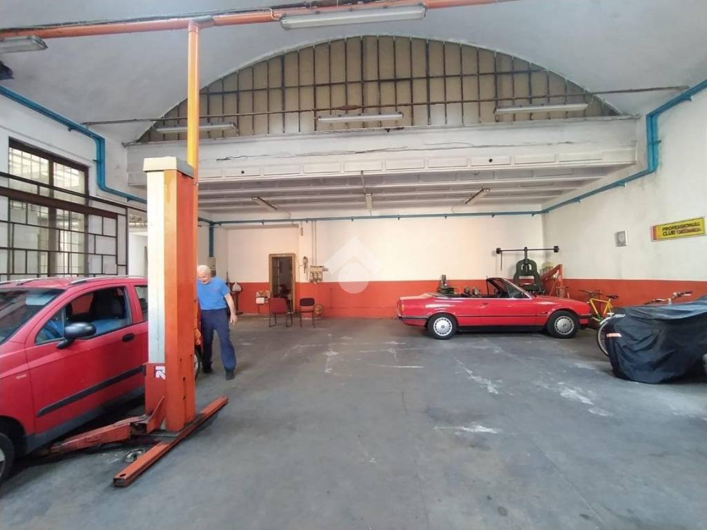 Box / garage a Piacenza in Via Dante, 5 - Foto 4