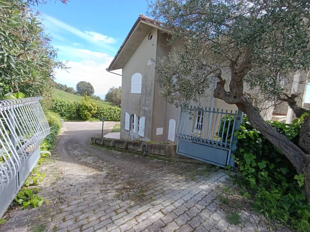 Villa a Tortoreto in Via Vascello, 26 - Foto 2
