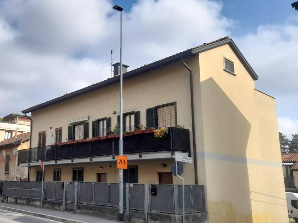 Appartamento a Mariano comense in Via San Rocco, 26 - Foto 2