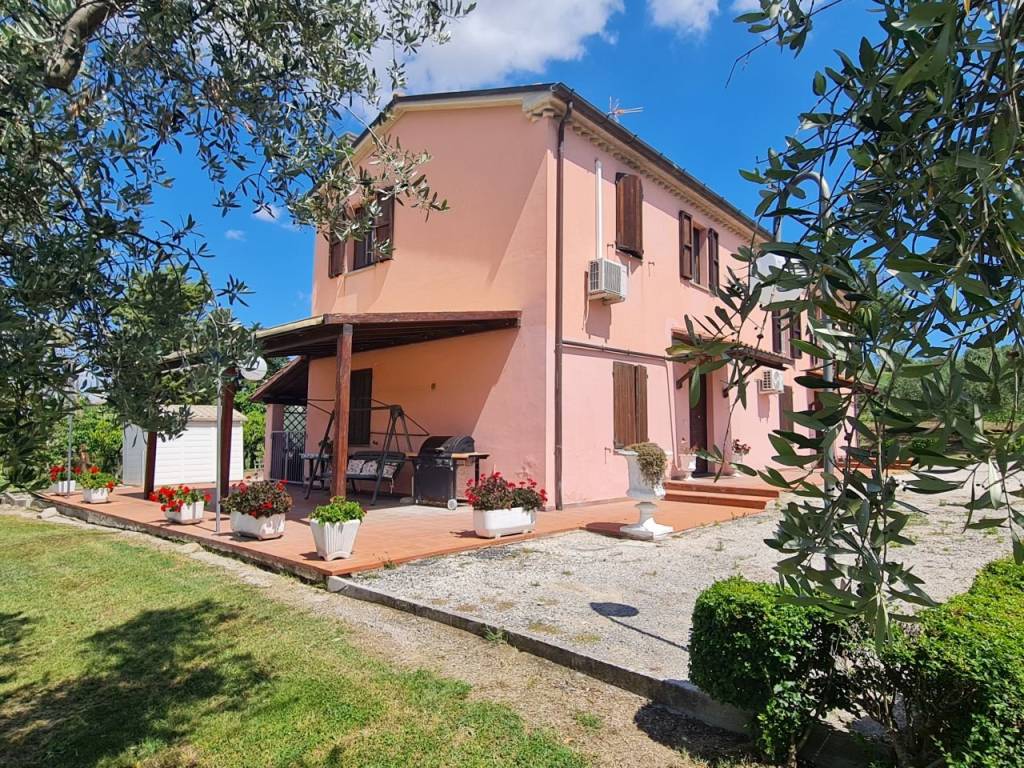 Villa a Jesi in Via La Larga - Foto 2