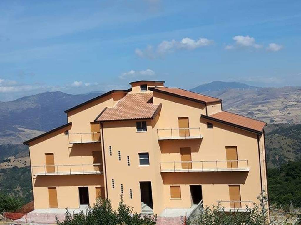 Casa indipendente a Geraci siculo in Via Zefiro - Foto 4