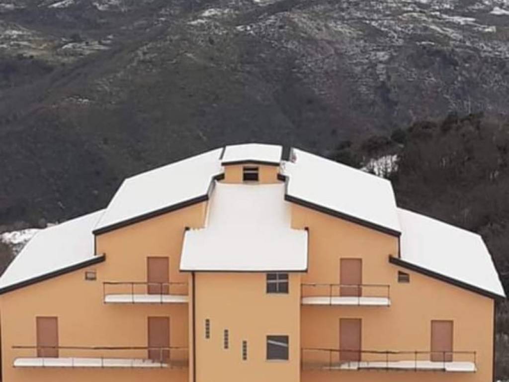 Casa indipendente a Geraci siculo in Via Zefiro - Foto 5