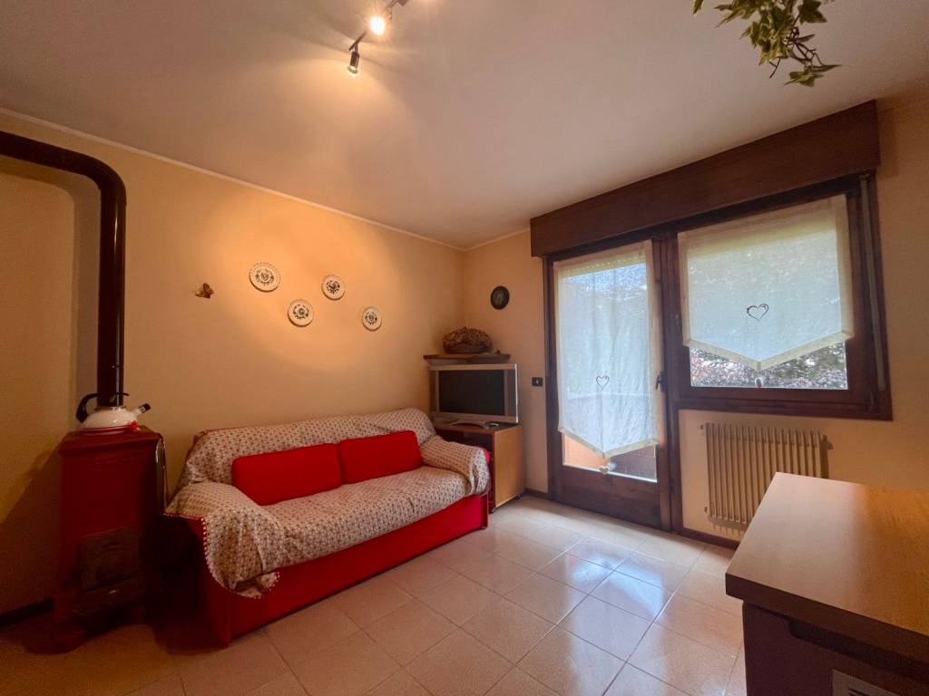 Appartamento a Carisolo in Via Giuseppe Verdi - Foto 2