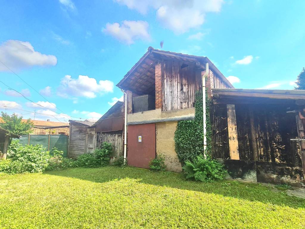 Casa indipendente a Gorla maggiore in Vicolo Luigi Cadorna, 2 - Foto 5