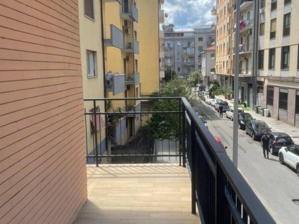 Appartamento a Cosenza in Via Luigi Maria Greco - Foto 4