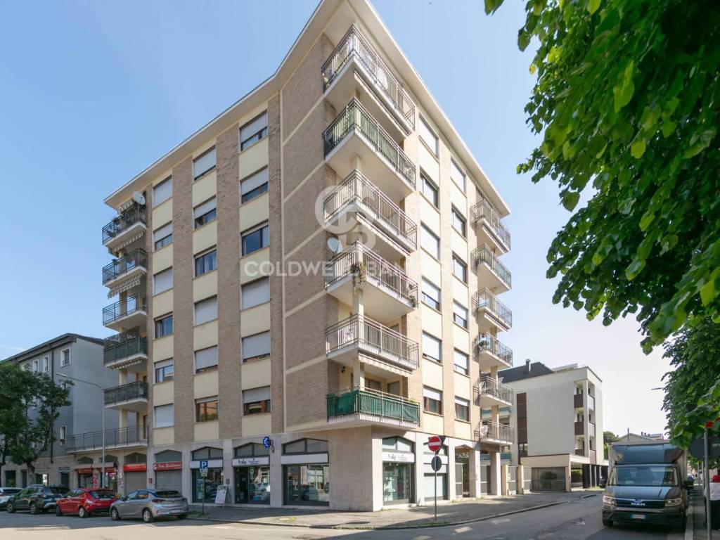 Appartamento a Busto arsizio in VIA NANNETTI, 12 - Foto 4