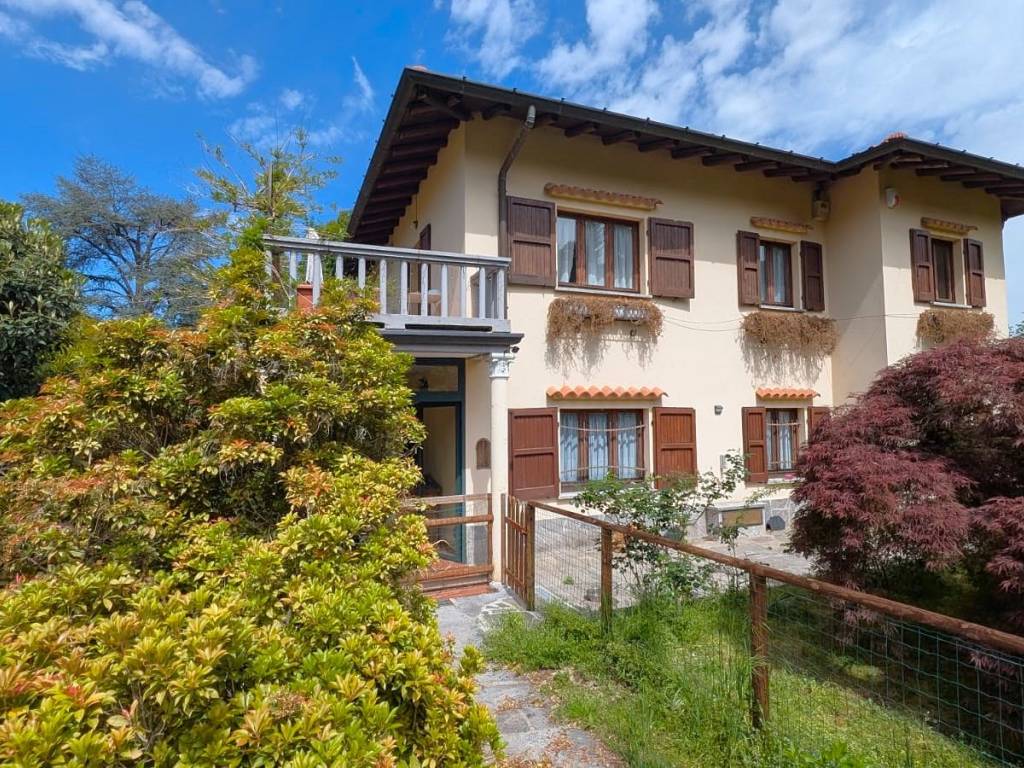 Villa a Castelveccana in Via alla Campagna, 7 - Foto 4