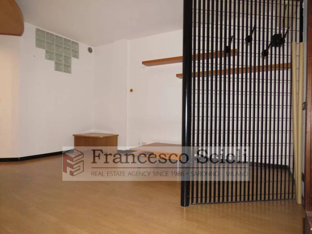 Immobile a Saronno in Via San Cristoforo 44, - Foto 4