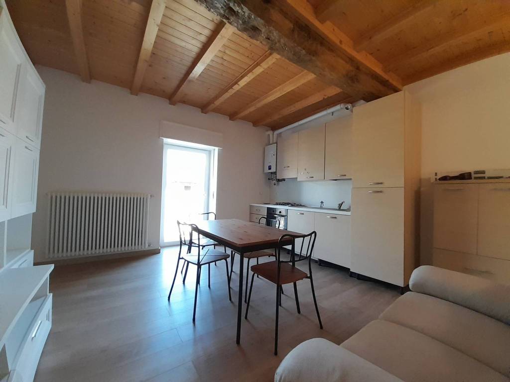 Appartamento a Merone in Via Giacomo Leopardi - Foto 4