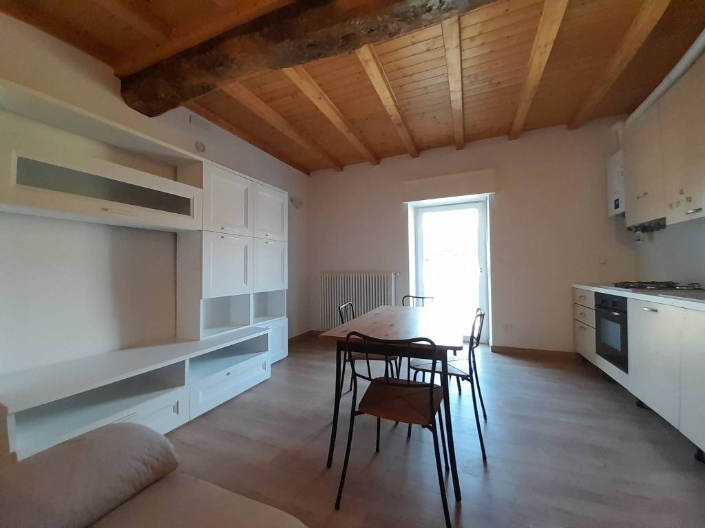 Appartamento a Merone in Via Giacomo Leopardi - Foto 5
