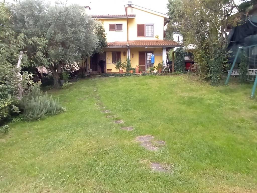Villetta a schiera a Carmignano in Via Baccheretana - Foto 2
