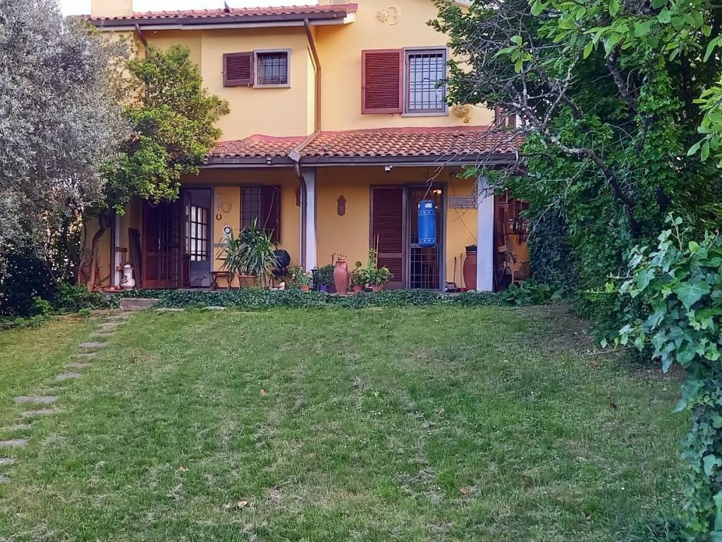Villetta a schiera a Carmignano in Via Baccheretana - Foto 5
