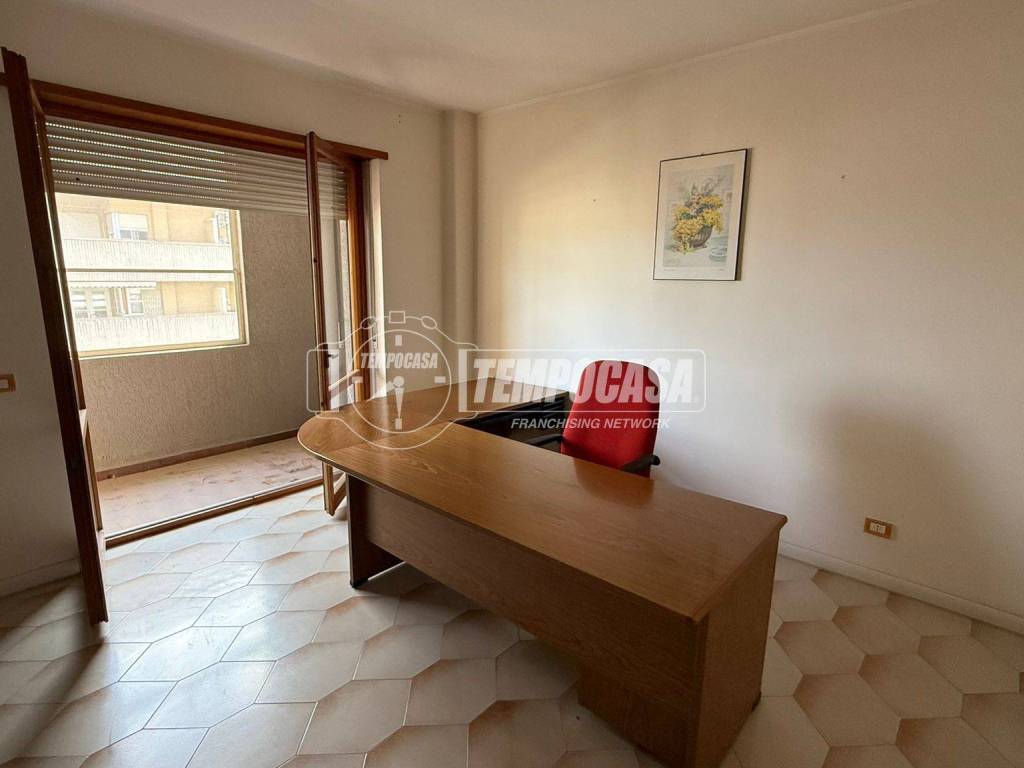 Appartamento a Oristano in Via Giosuè Carducci 24 - Foto 3