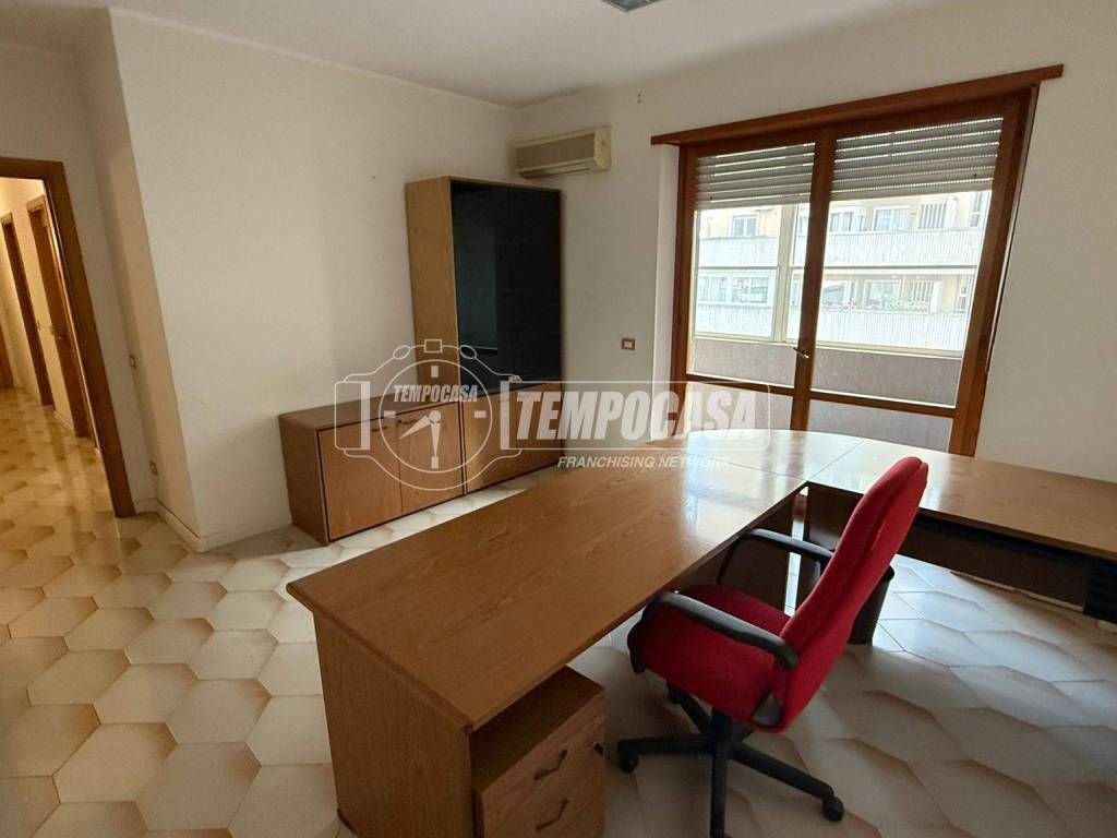 Appartamento a Oristano in Via Giosuè Carducci 24 - Foto 4