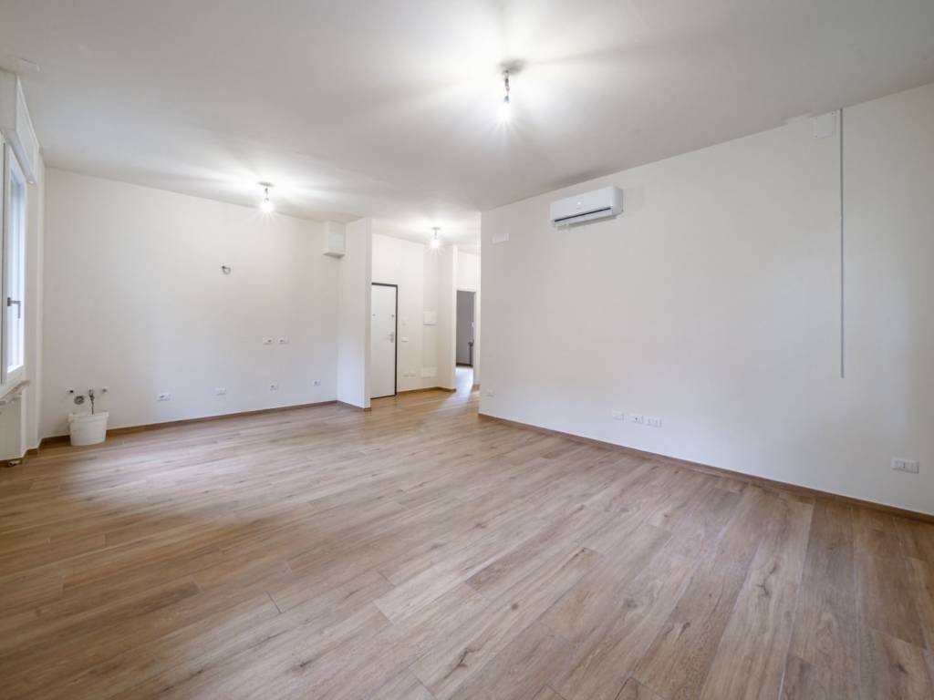 Appartamento a Reggio emilia in Via Pier Giacinto Terrachini - Foto 3