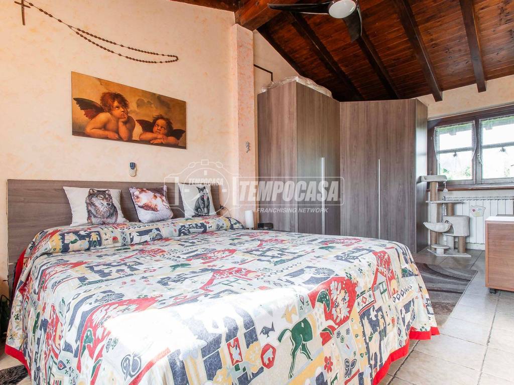 Appartamento a Veniano in Via Monterubiano 78 - Foto 2