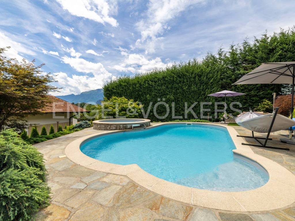 Villa a San bernardino verbano in Via 25 Aprile, 6 - Foto 2