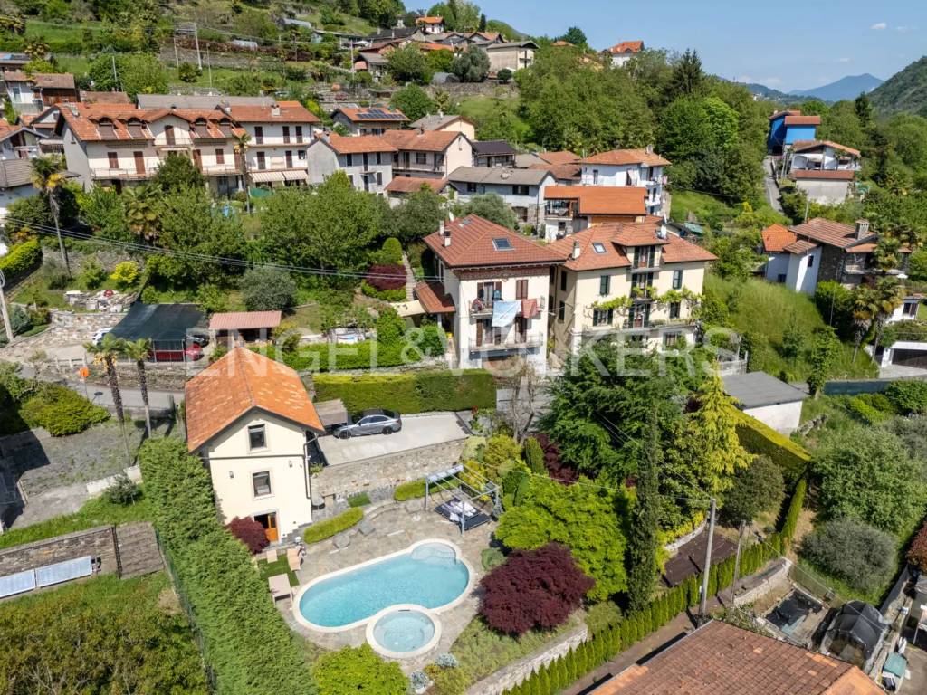 Villa a San bernardino verbano in Via 25 Aprile, 6 - Foto 3
