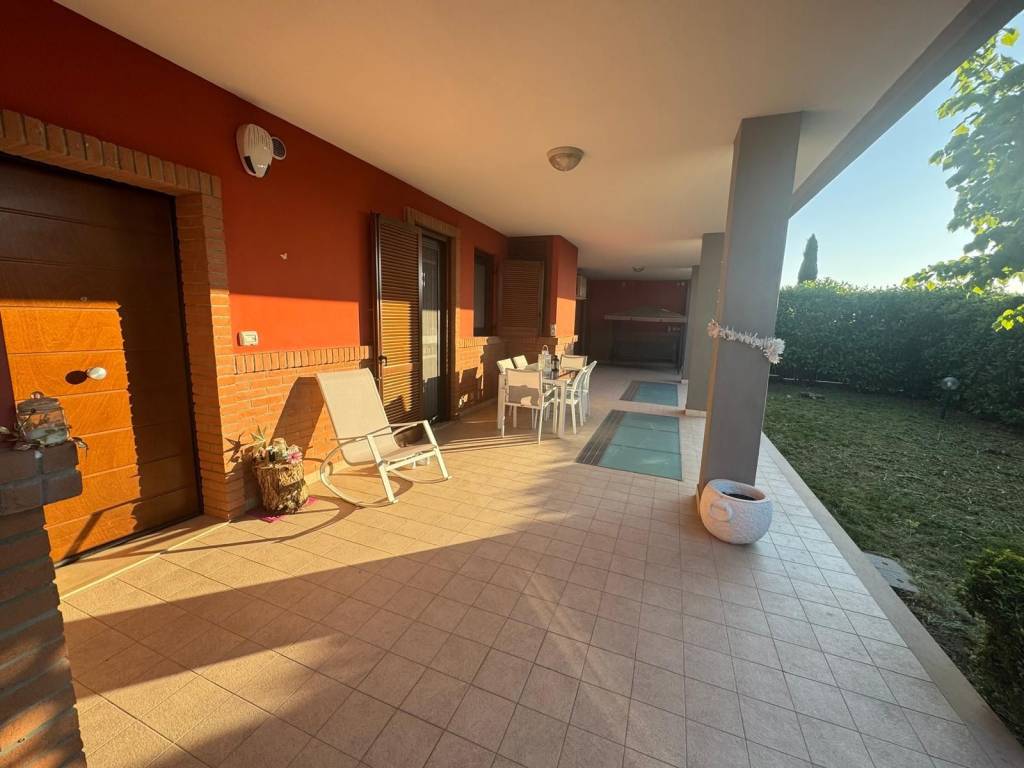 Villa a Foggia - Foto 3