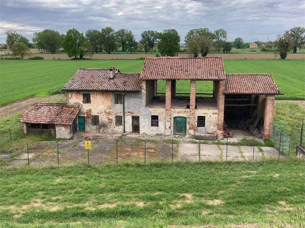 Rustico / casale a Guardamiglio in Guardamiglio - Foto 2