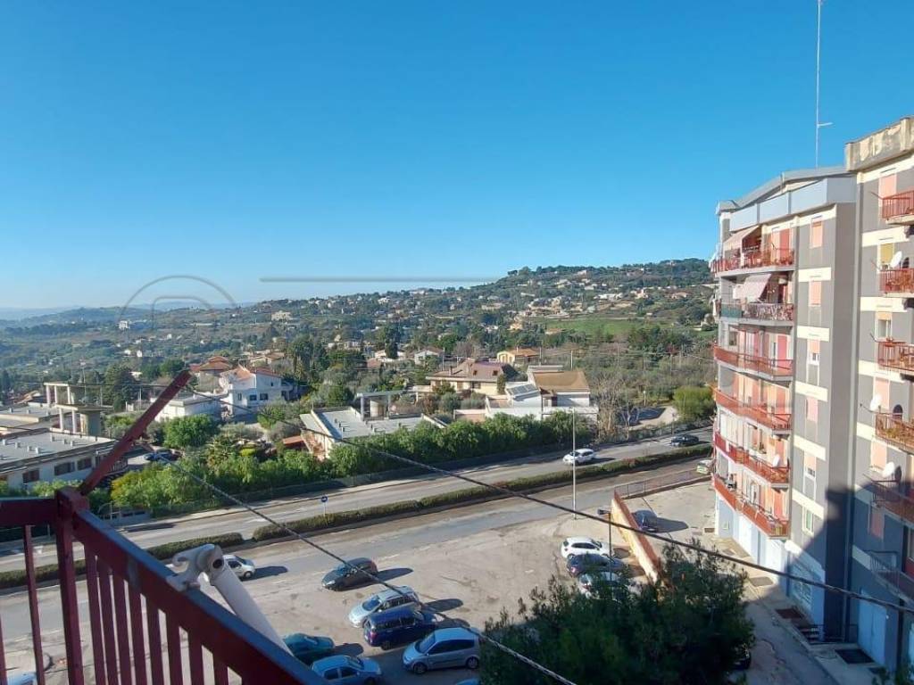 Appartamento a Caltanissetta in via lorenzo Perosi, 25 - Foto 2