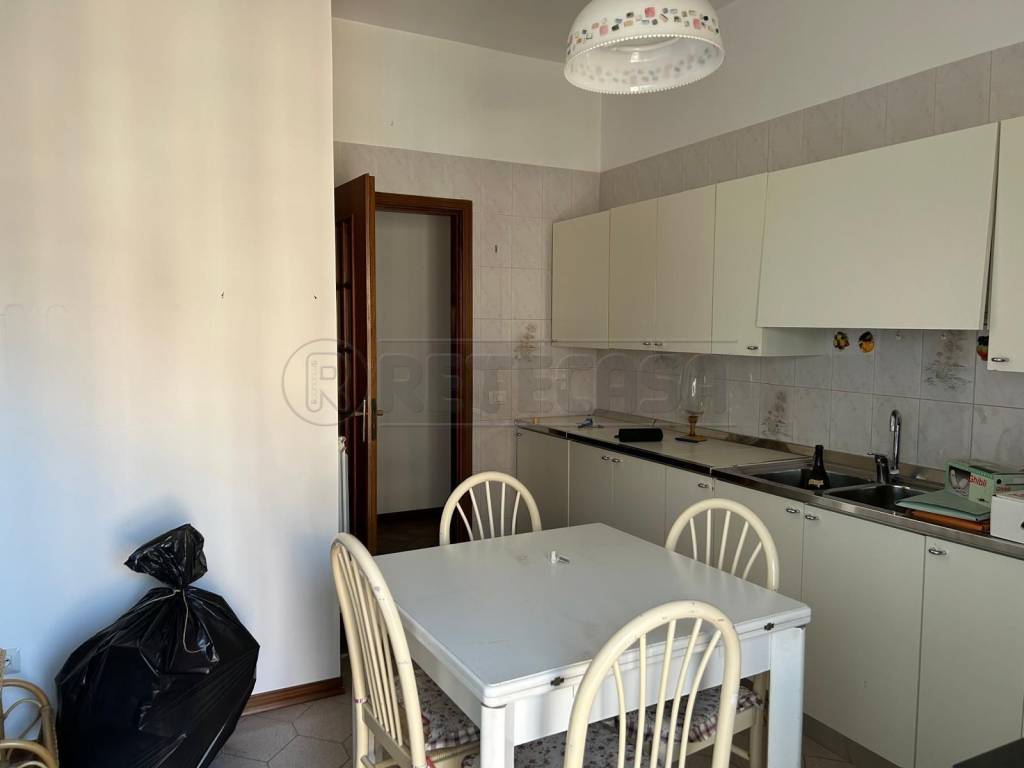 Appartamento a Caltanissetta in via lorenzo Perosi, 25 - Foto 4