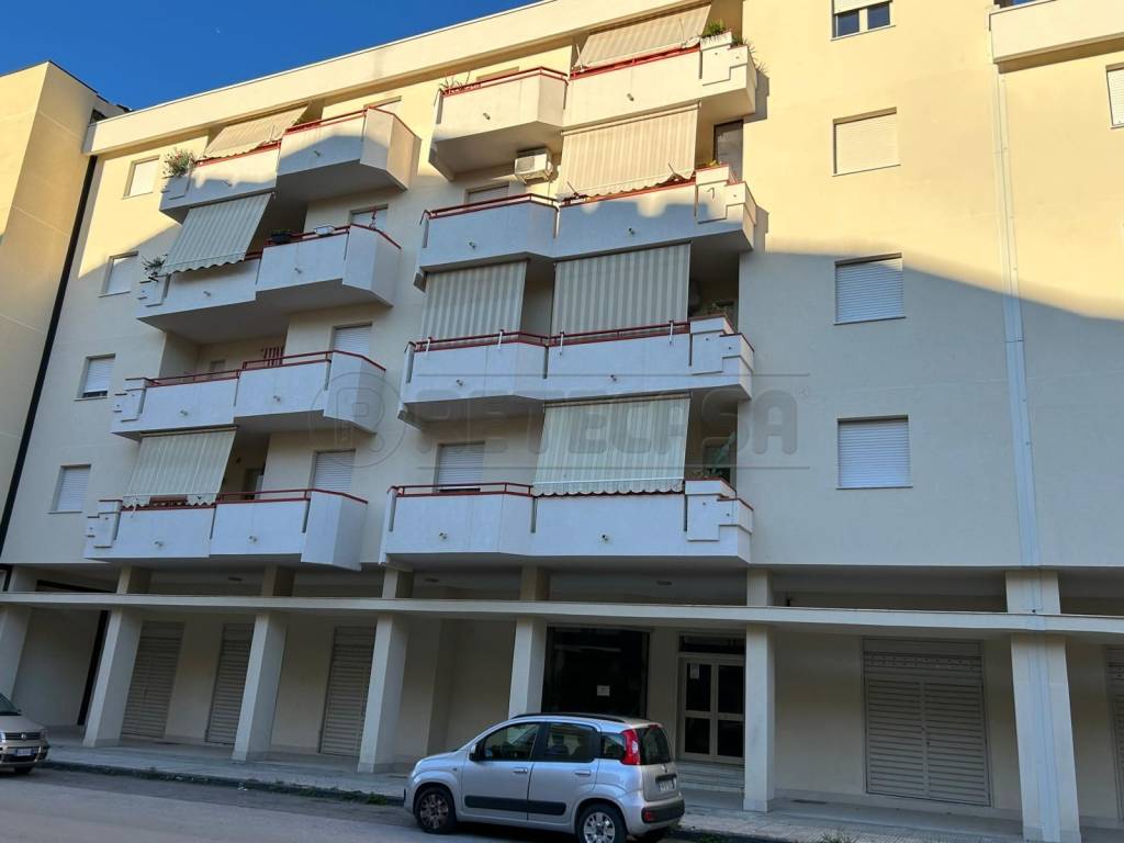 Appartamento a Caltanissetta in VIA PIETRO NENNI, 11 - Foto 2