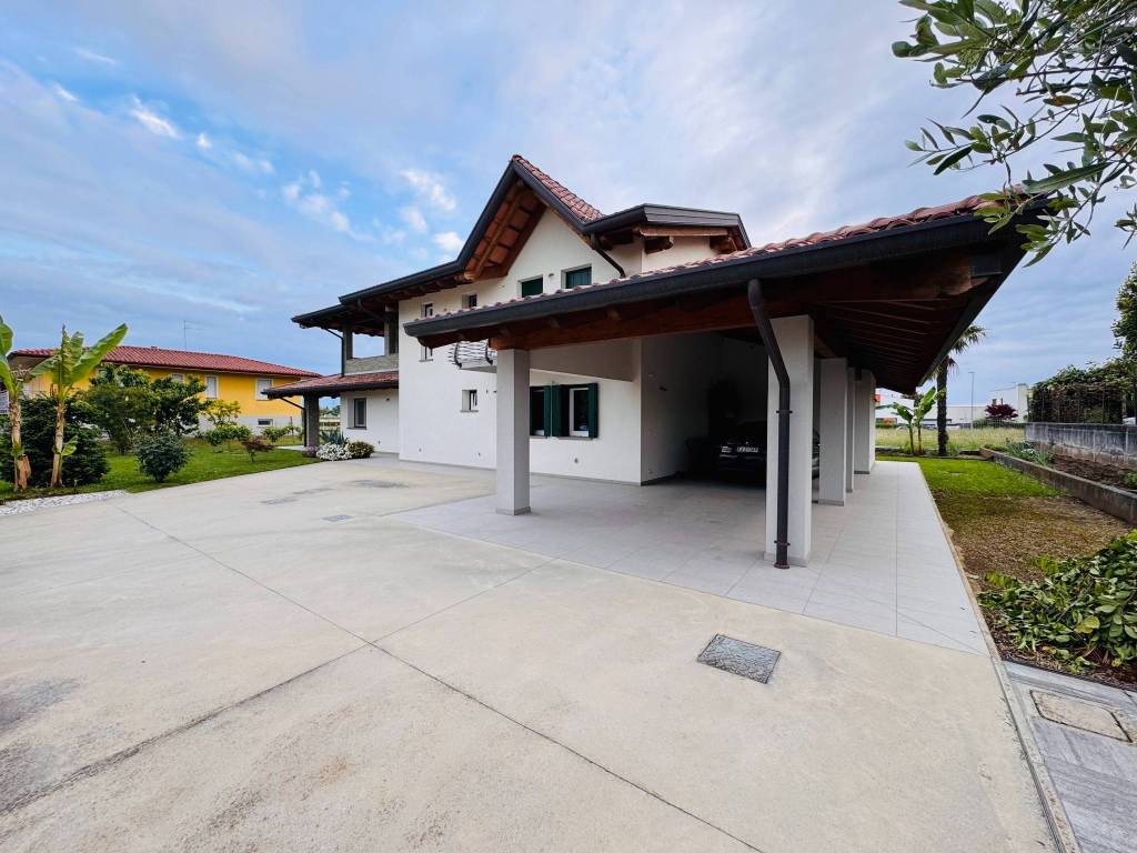 Villa a Fagagna in Via Giacomo Schiratti, 92 - Foto 2