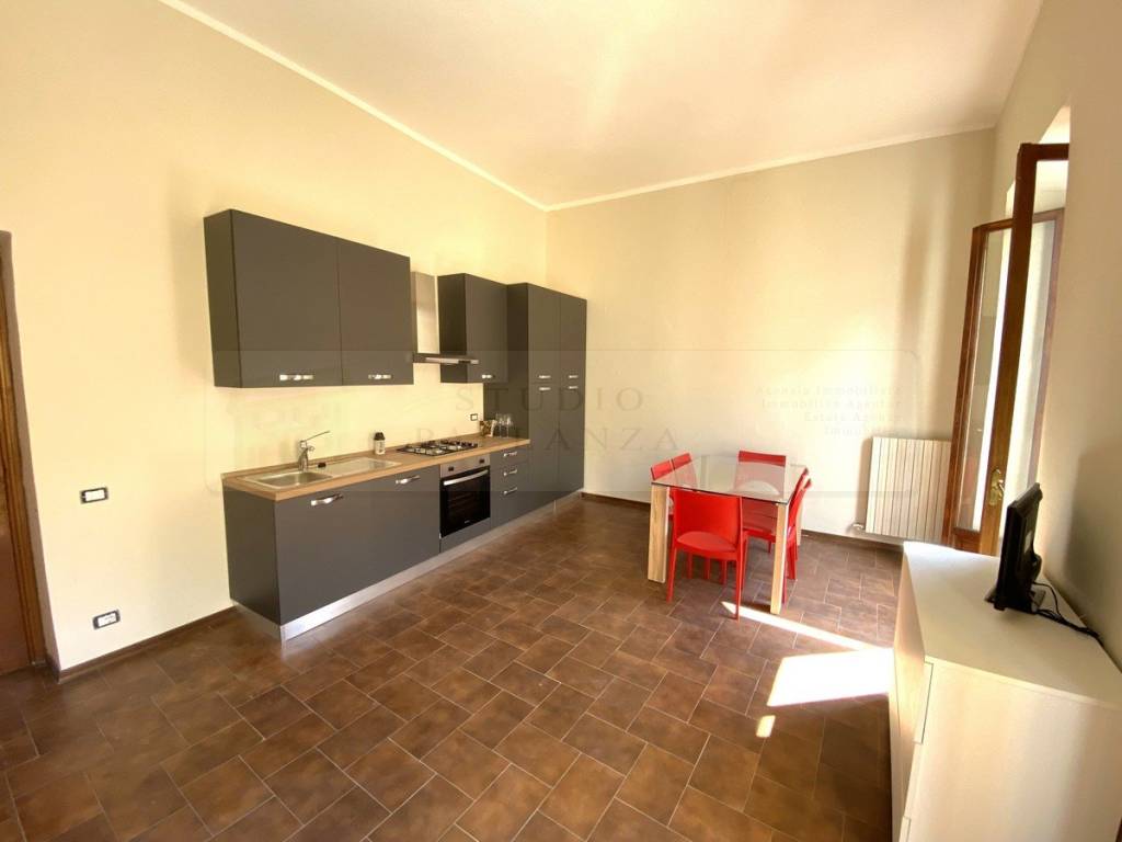 Appartamento a Verbania in Via Ruga, 40 - Foto 4