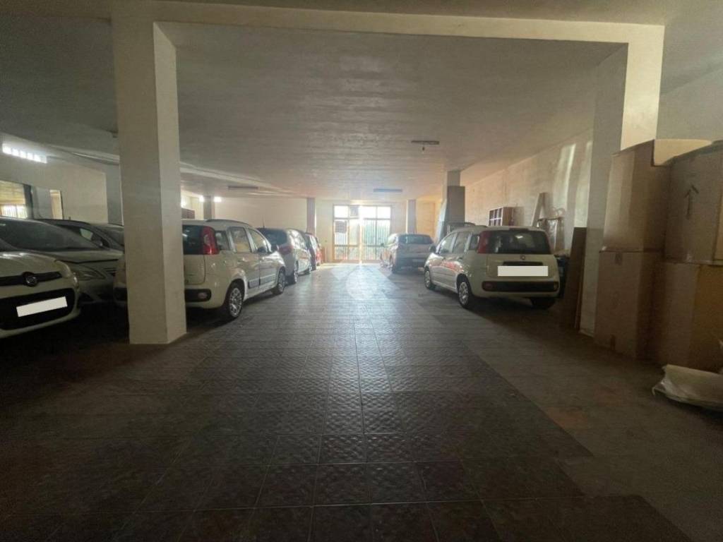 Box / garage a Mesagne in Via Brindisi, 165 - Foto 4