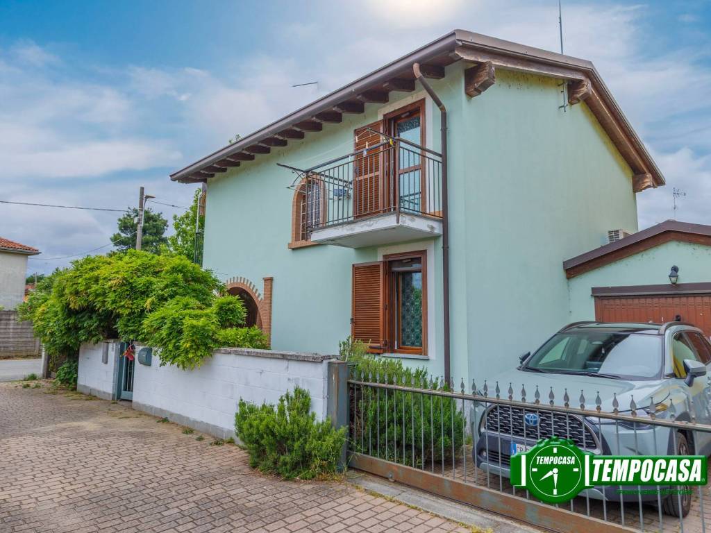 Villetta a schiera a Zinasco in Via Giuseppe Campari - Foto 2