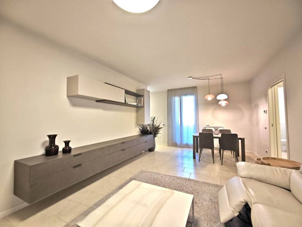 Appartamento a Cecina - Foto 2