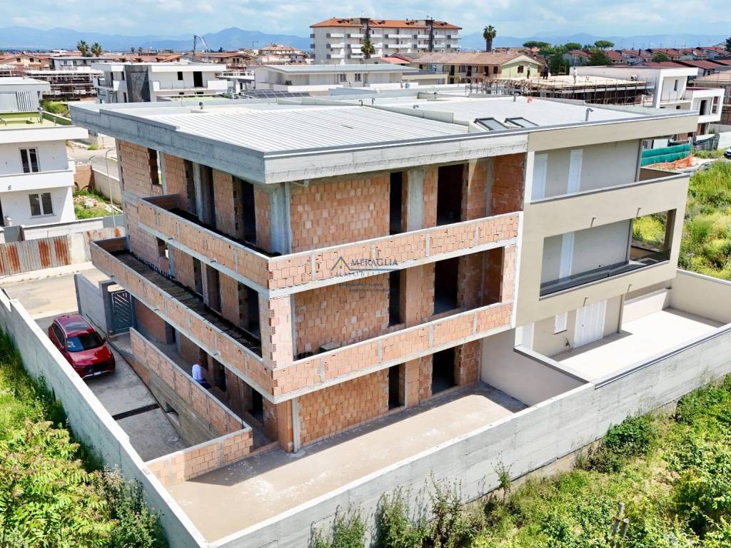 Palazzo / stabile a Parete in Via Piero Gobetti - Foto 3